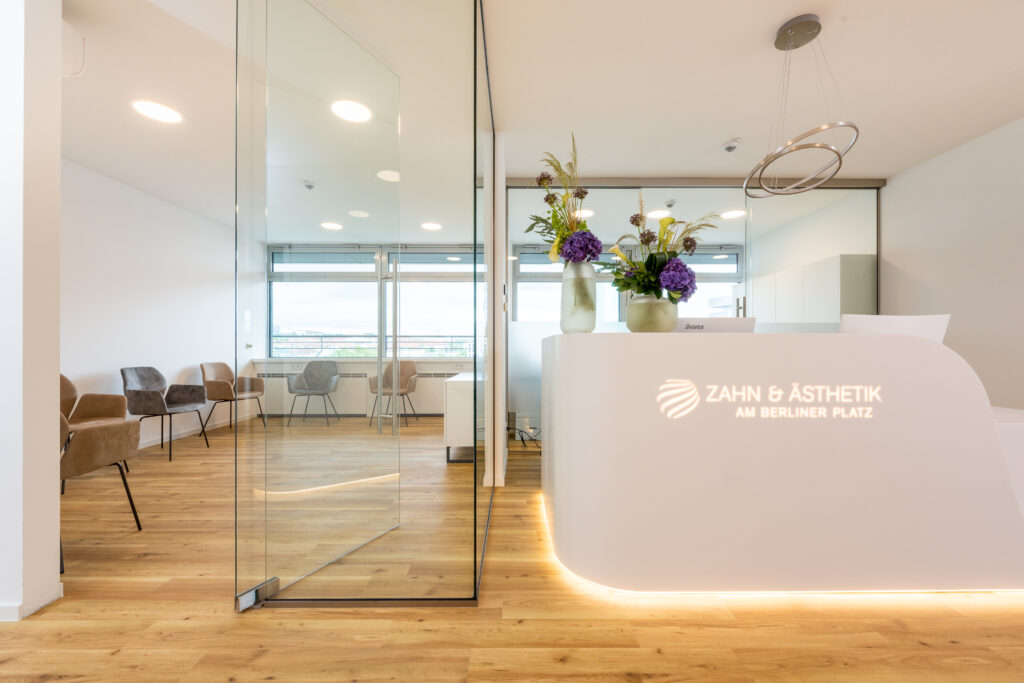 Dr. Sabine Hugo Hyaluron