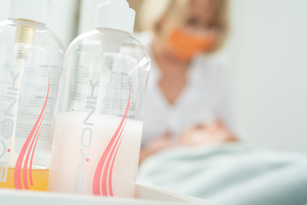 Medizinische Kosmetik Behandlung bei Dr. Hugo